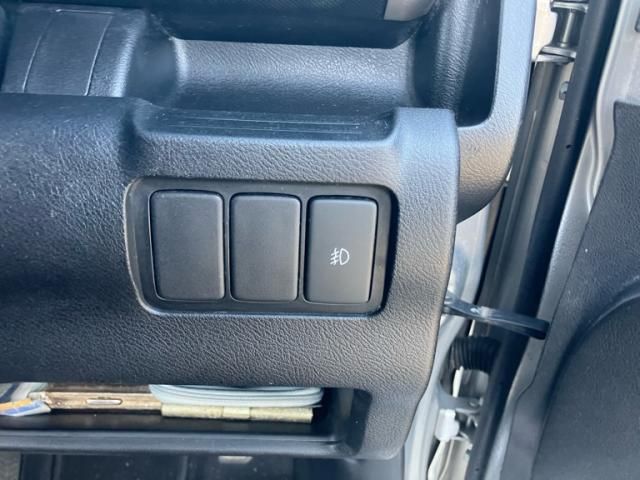 HONDA ZEST SPARK 2010