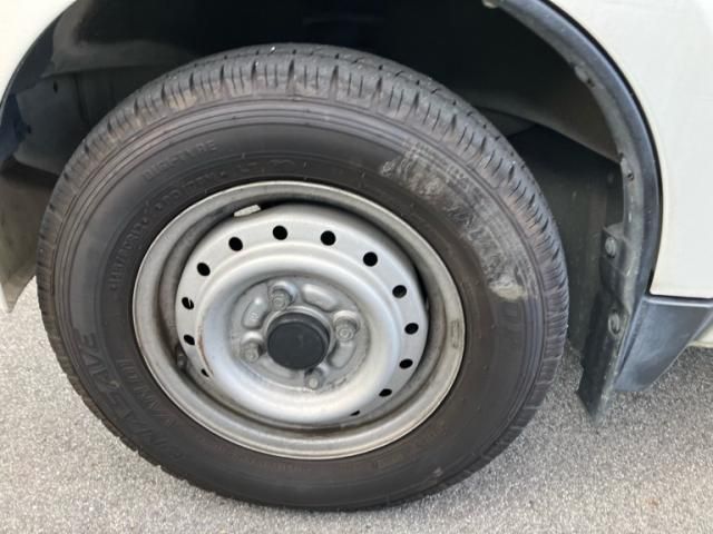 SUZUKI CARRY truck 4WD 2004