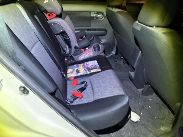 TOYOTA COROLLA RUMION 2010