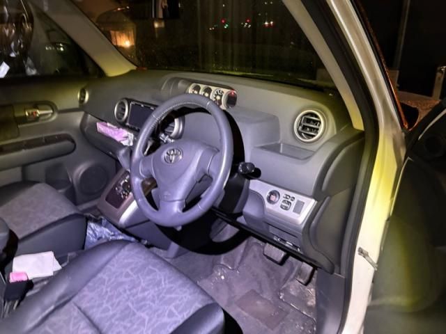 TOYOTA COROLLA RUMION 2010