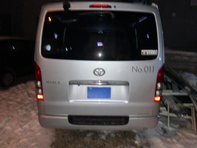 TOYOTA HIACE van 4WD 2012