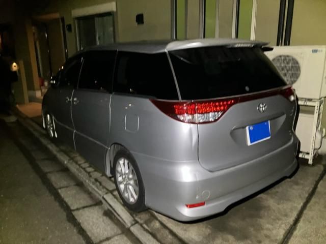 TOYOTA ESTIMA 2009