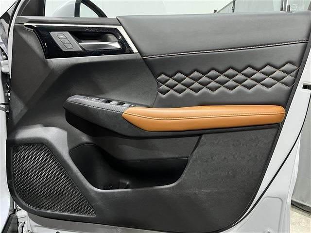 MITSUBISHI OUTLANDER PHEV 2021