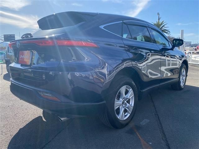 TOYOTA HARRIER 2WD 2022