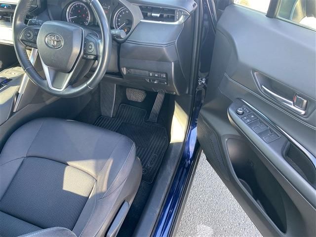 TOYOTA HARRIER 2WD 2022