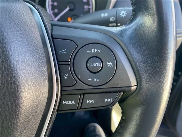 TOYOTA HARRIER 2WD 2022