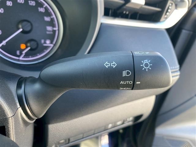 TOYOTA HARRIER 2WD 2022