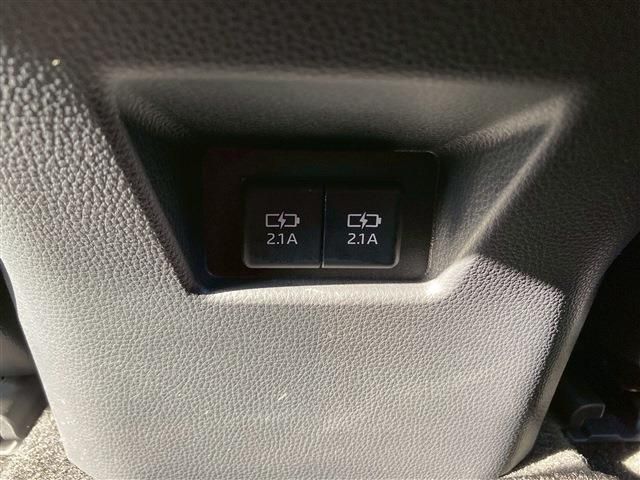 TOYOTA HARRIER 2WD 2022