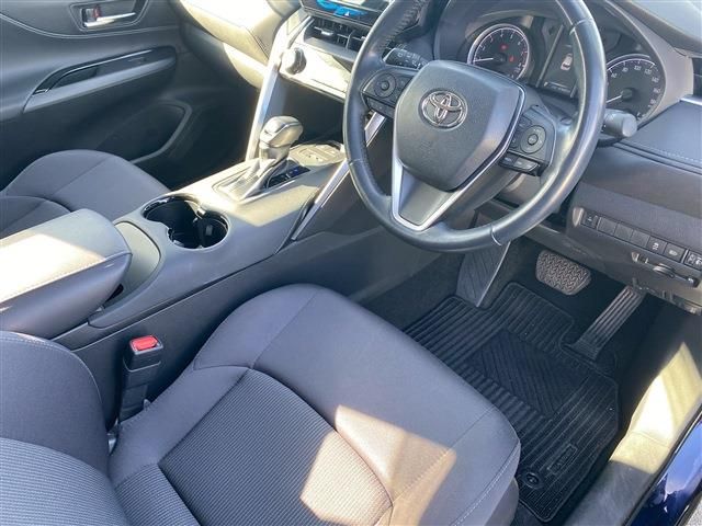 TOYOTA HARRIER 2WD 2022