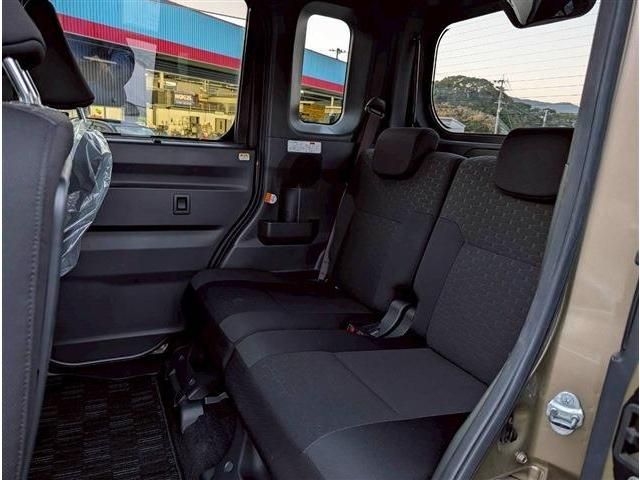 TOYOTA PIXIS MEGA 2019