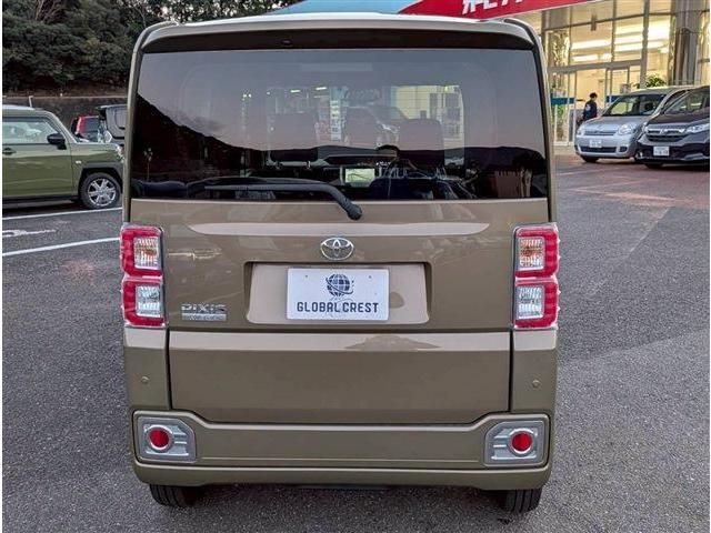 TOYOTA PIXIS MEGA 2019