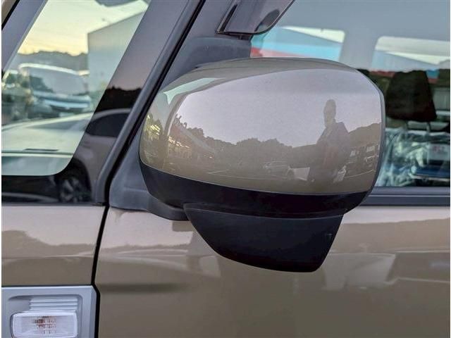 TOYOTA PIXIS MEGA 2019