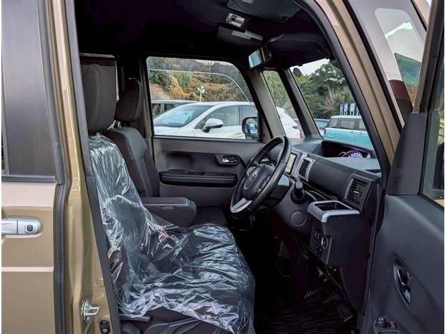 TOYOTA PIXIS MEGA 2019