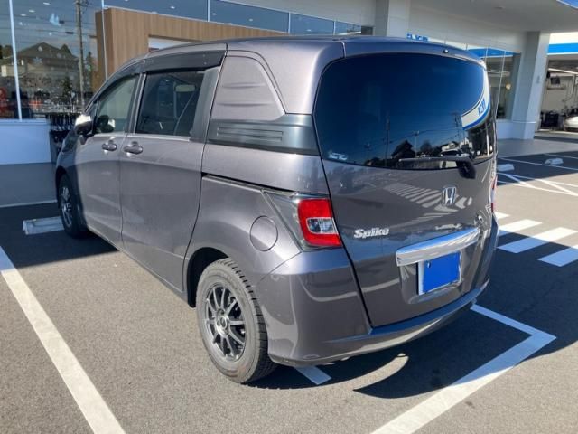 HONDA FREED Spike 2014