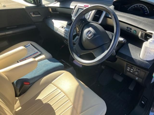 HONDA FREED Spike 2014