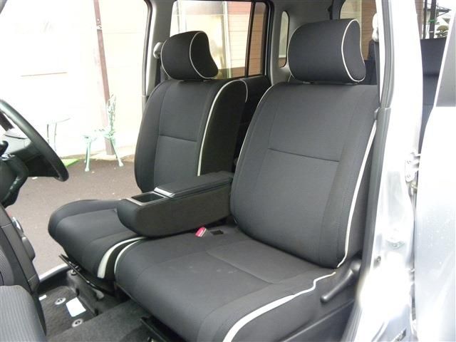 TOYOTA PIXIS SPACE CUSTOM 2011