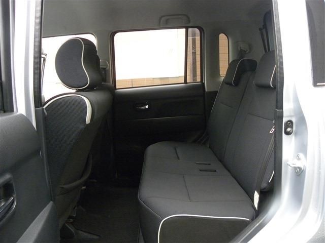 TOYOTA PIXIS SPACE CUSTOM 2011
