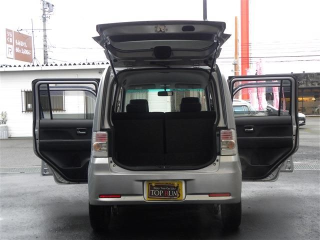 TOYOTA PIXIS SPACE CUSTOM 2011