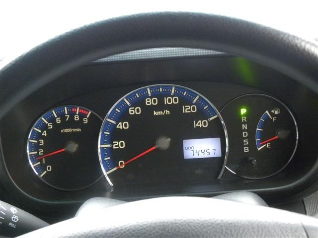 TOYOTA PIXIS SPACE CUSTOM 2011