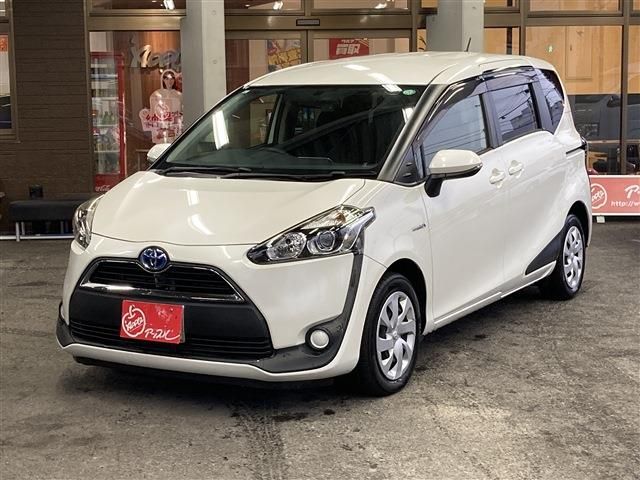TOYOTA SIENTA HYBRID 2015