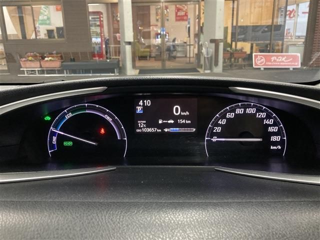 TOYOTA SIENTA HYBRID 2015