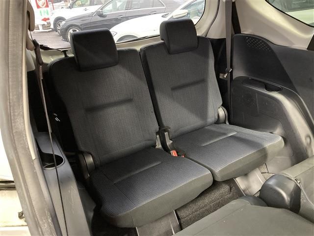 TOYOTA SIENTA HYBRID 2015