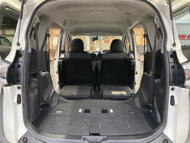 TOYOTA SIENTA HYBRID 2015