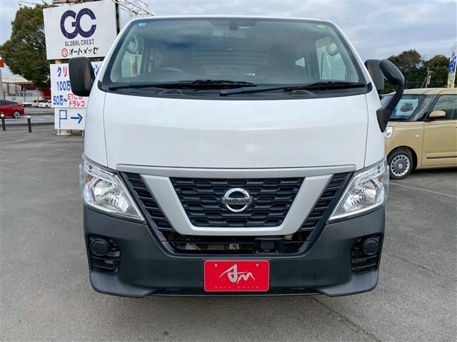 NISSAN NV350 CARAVAN 2018