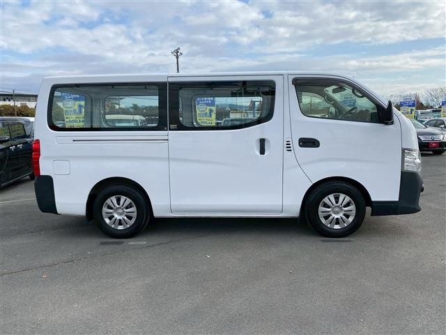 NISSAN NV350 CARAVAN 2018