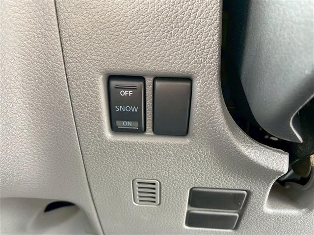 NISSAN NV350 CARAVAN 2018