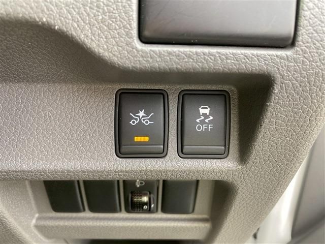 NISSAN NV350 CARAVAN 2018