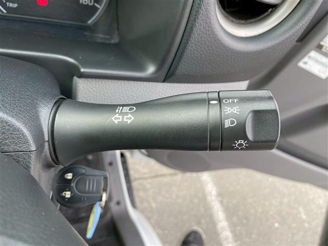 NISSAN NV350 CARAVAN 2018