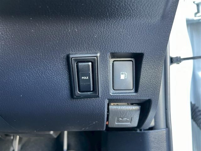 TOYOTA LEXUS CT200h 2011