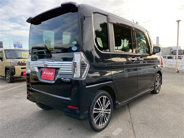 DAIHATSU TANTO CUSTOM 2018