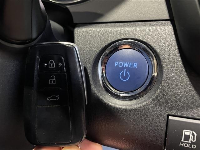 TOYOTA CAMRY HYBRID 2020