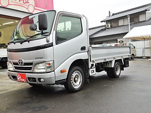 TOYOTA DYNA 2015