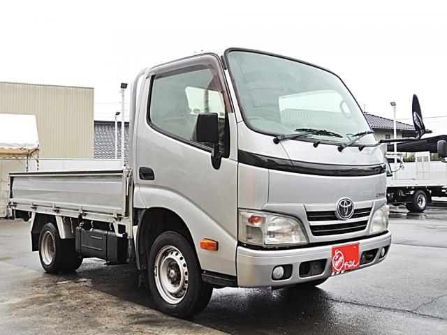TOYOTA DYNA 2015