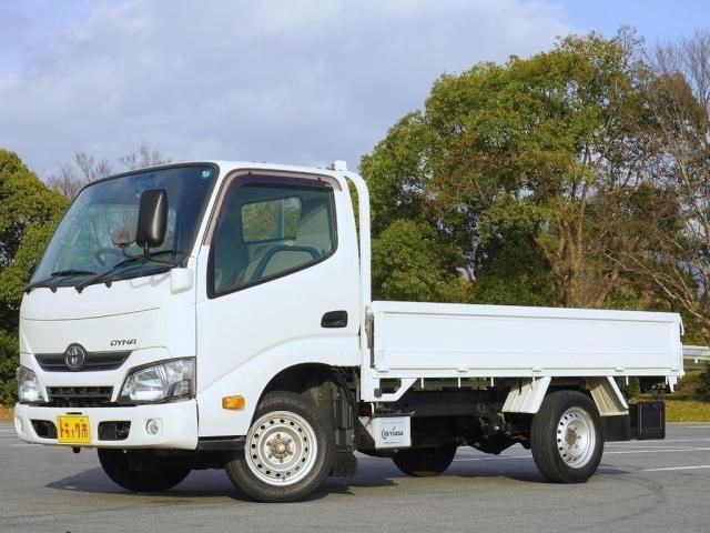 TOYOTA DYNA 2017