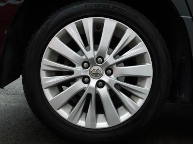 TOYOTA VELLFIRE 2013