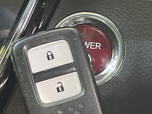 HONDA VEZEL HYBRID 2014