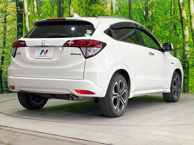 HONDA VEZEL HYBRID 2014