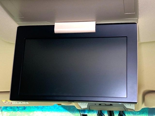 TOYOTA VELLFIRE  HYBRID 4WD 2015