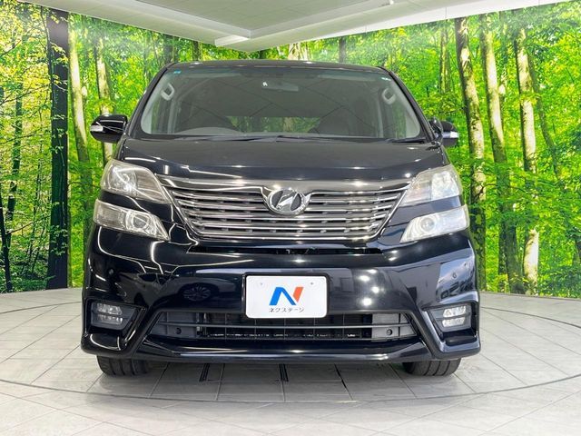 TOYOTA VELLFIRE 2010