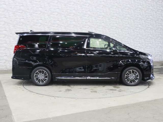 TOYOTA ALPHARD 2018