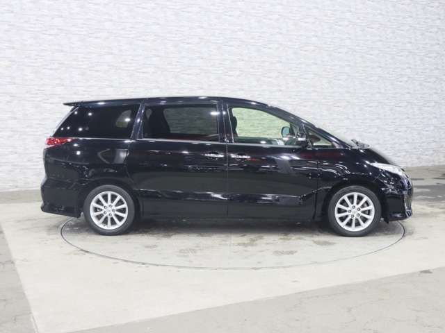 TOYOTA ESTIMA 2010