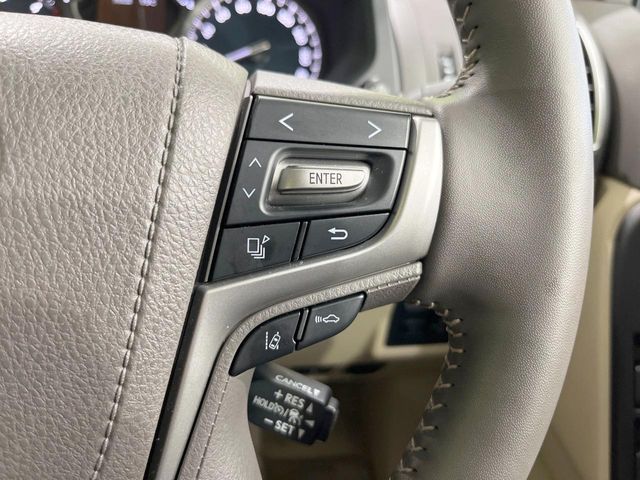 TOYOTA LANDCRUISER PRADO 2023