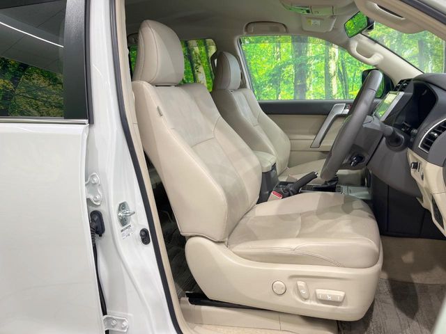 TOYOTA LANDCRUISER PRADO 2023