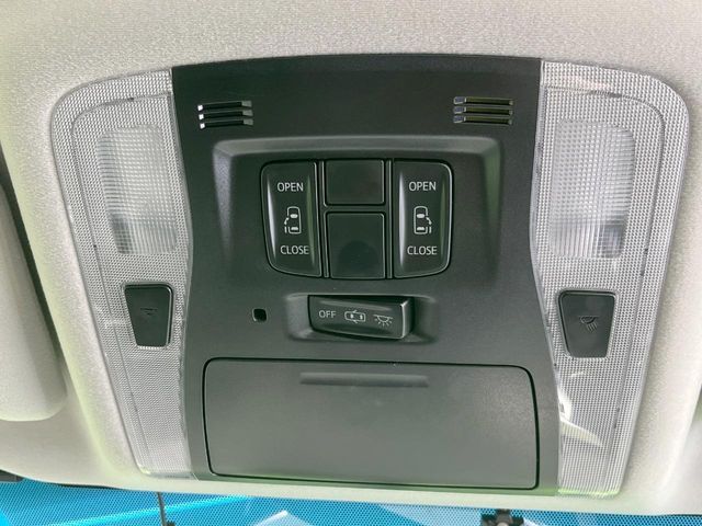 TOYOTA VELLFIRE 2015