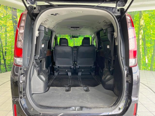 TOYOTA ESQUIRE HYBRID 2015