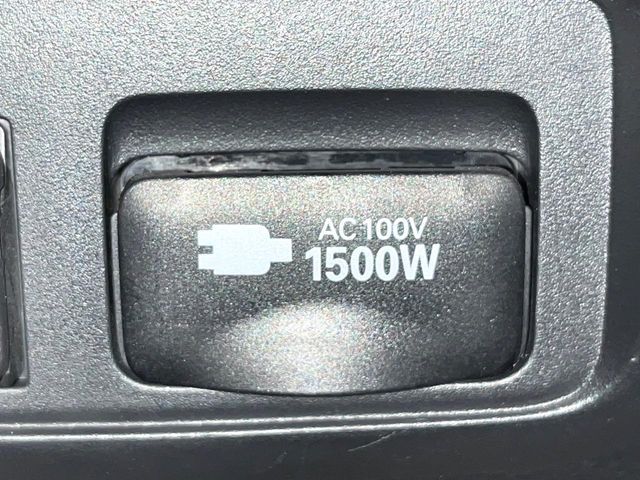 TOYOTA COROLLA TOURING HYBRID 2022